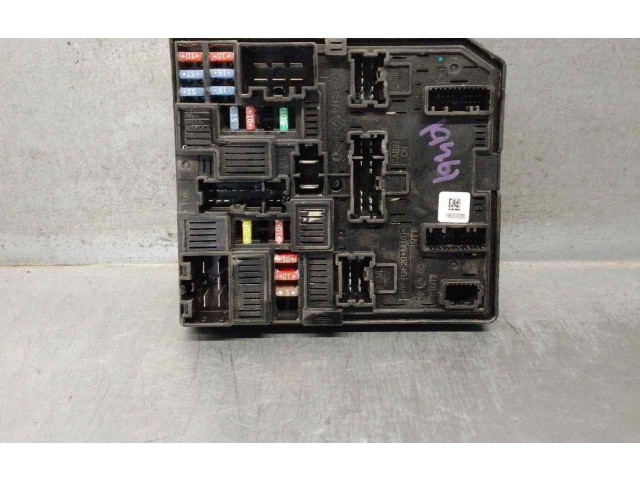 Pojistková skříňka Řídící jednotka BSM 284B75NA0A   Nissan X-Trail T32 2016