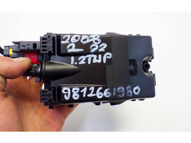 Блок предохранителей  9812661980   Peugeot 2008 II    