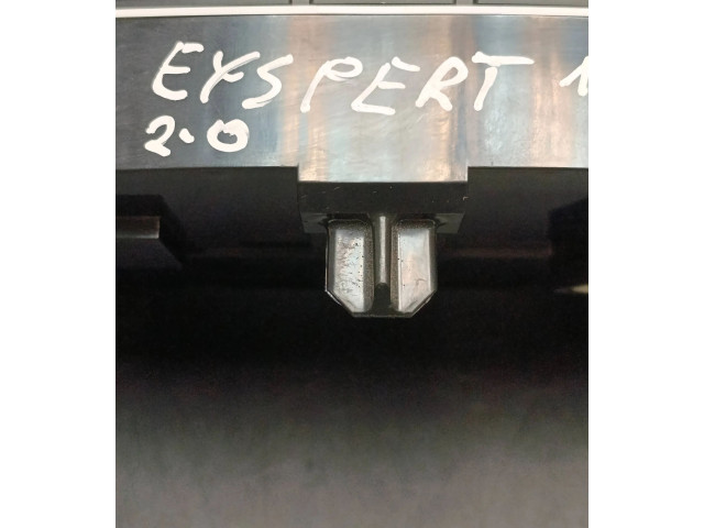 Přístrojová deska Toyota Proace 2018 9823960480