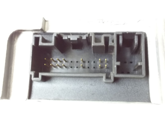 Блок подушек безопасности 0285001510, 8200563368   Renault Clio III