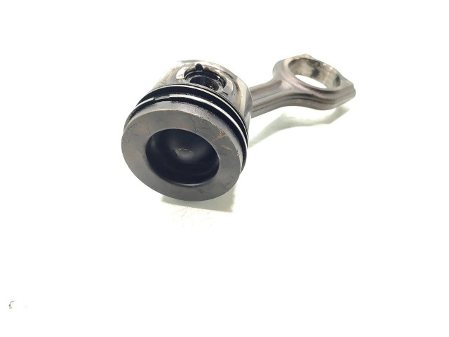 Поршень с шатуном NGCA Ford Mondeo MK V