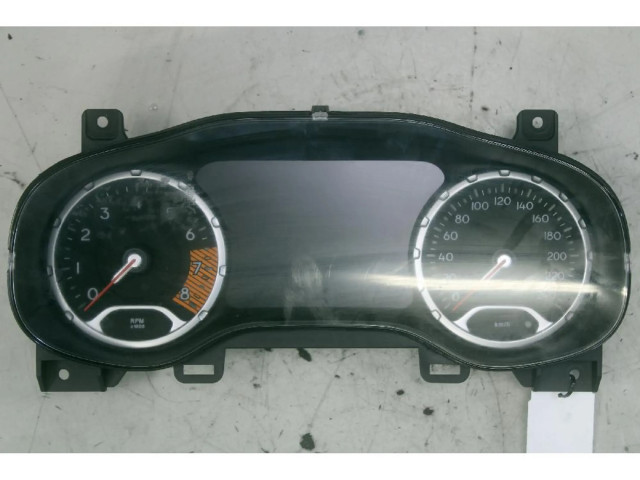 Панель приборов Jeep Renegade