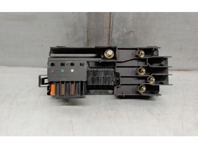 Pojistková skříňka Řídící jednotka BSM 2115452601 Mercedes-Benz R W251 2006