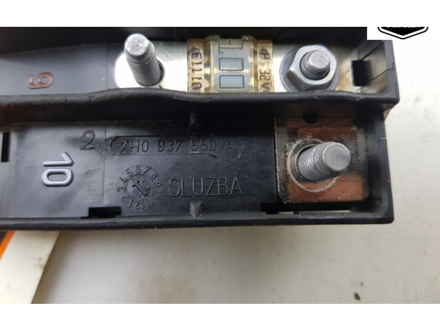 Pojistková skříňka 7H0937550A Volkswagen Transporter - Caravelle T5 2010