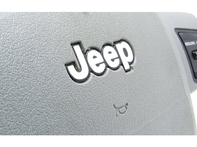 Подушка безопасности водителя P1CE761D5AA, TYEM00777X1237 Jeep Grand Cherokee (WK)