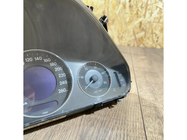 Přístrojová deska  Mercedes-Benz E W211 2004 A2115405611, 1100802500  