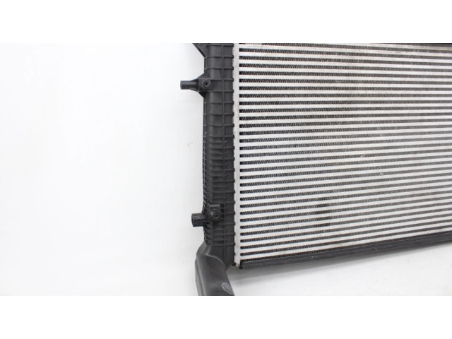 Интеркулер  1K0145803H   Volkswagen Caddy 