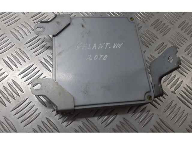 Блок управления двигателя MD333002 Mitsubishi Galant