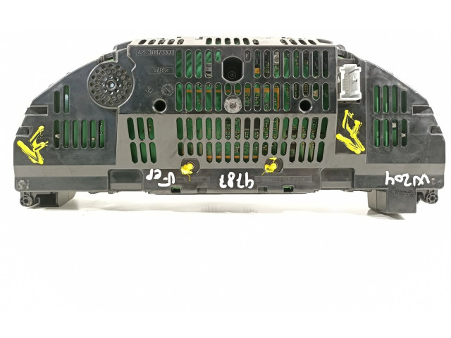 Přístrojová deska  Mercedes-Benz CLK AMG A208 C208 2012 A2049004108, A2049004108ZGS  