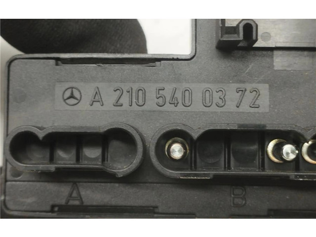 Pojistková skříňka A2105400372, 0090012 Mercedes-Benz E AMG W210 1996