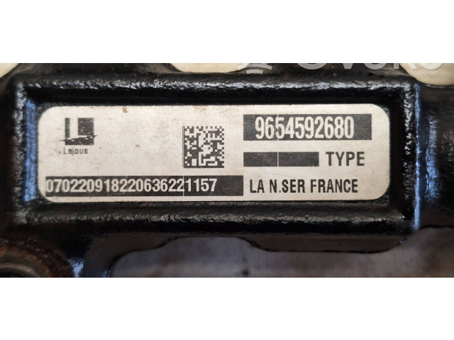 Топливная рампа 9654592680   Citroen C2  