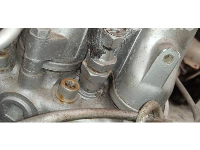 Форсунка     Mercedes-Benz W123   