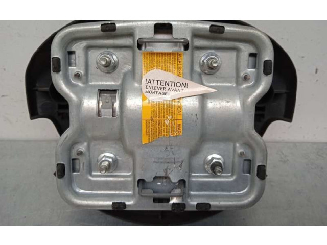 Подушка безопасности водителя 8200677496 Renault Clio III