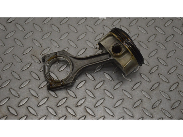 Píst 9A11031400R Porsche 911 991 MA1.03