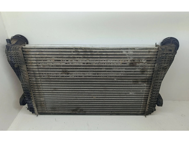 Интеркулер  1K0145803B, F3150   Volkswagen Touran I 