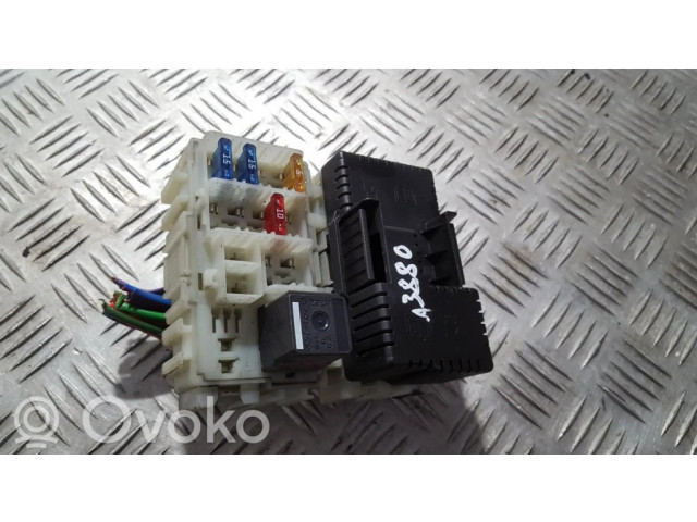 Блок предохранителей  6g9t14k131ba, 6g9t-14k131-ba   Ford Galaxy    