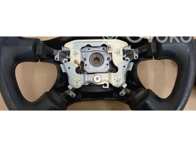 Руль Nissan Navara D22 1997 - 2004 года 484V02, 3Z17