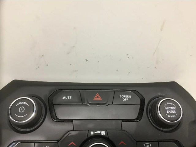 Блок управления климат-контролем    Jeep Renegade