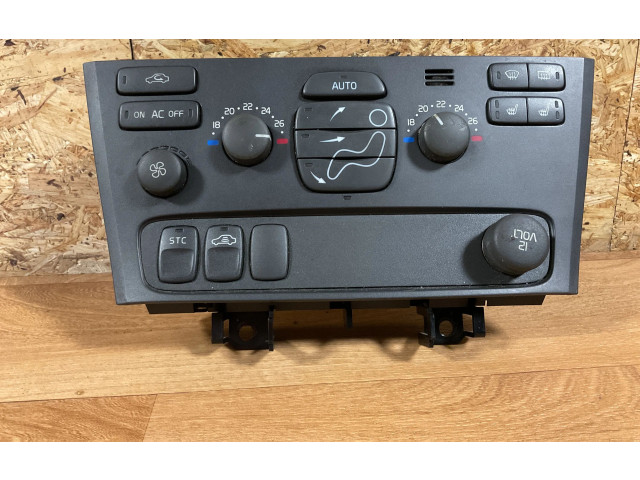 Блок управления климат-контролем 8691876   Volvo V70