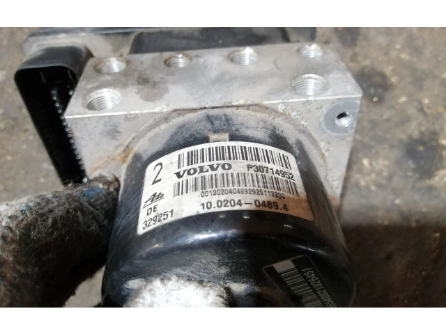 Блок АБС P30714952, 30714952   Volvo  XC90  2003 - 2006 года