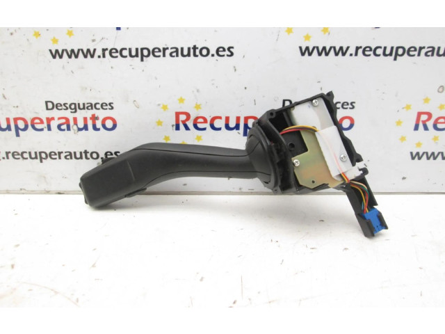 Включатель стеклоочистителей Seat Leon (1P)  2005 - 2012 года 1K0953519A      