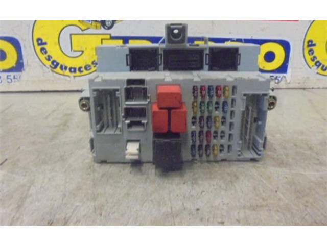 Блок предохранителей 51732915, 51732915 Fiat Idea