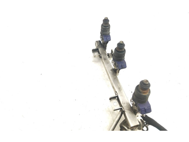 Топливная рампа 078133681AJ, 078133551L Audi A6 S6 C5 4B для двигателя BDV