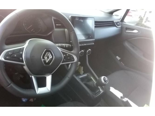 Генератор 231009933R Renault Clio V