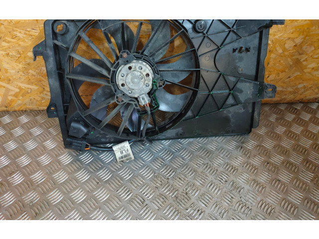 Вентилятор радиатора 13287729 Opel Meriva A 1.6