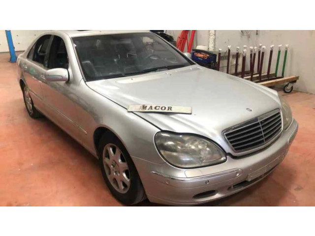 Интеркулер A2205000300, INTERCOOLER Mercedes-Benz S W220 4.0