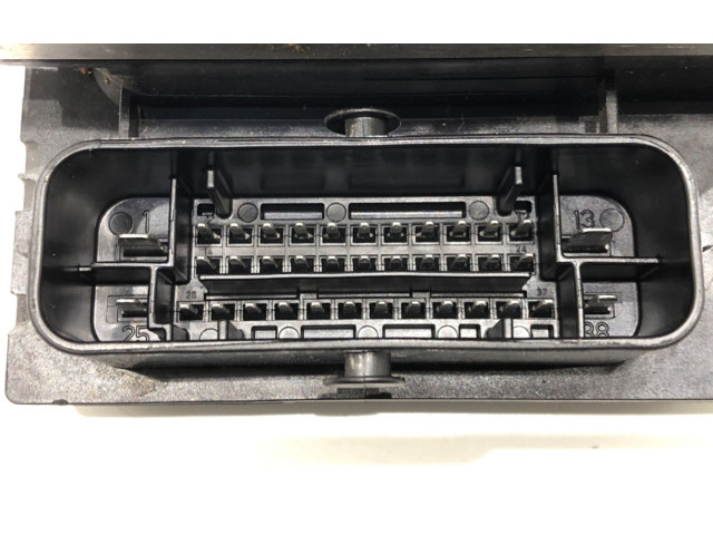 Блок ABS DW93-2C405-BH Jaguar XJ X351