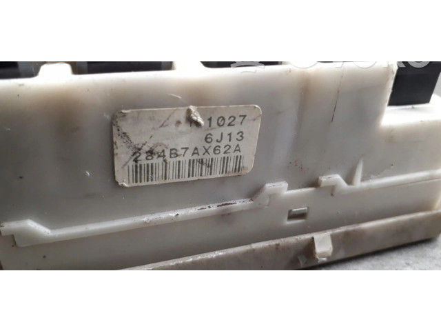   Pojistková skříňka 284b7ax62a   Nissan Note (E11) 2010