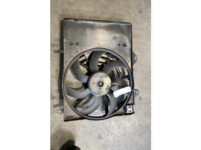 Вентилятор радиатора         Peugeot 2008 I 