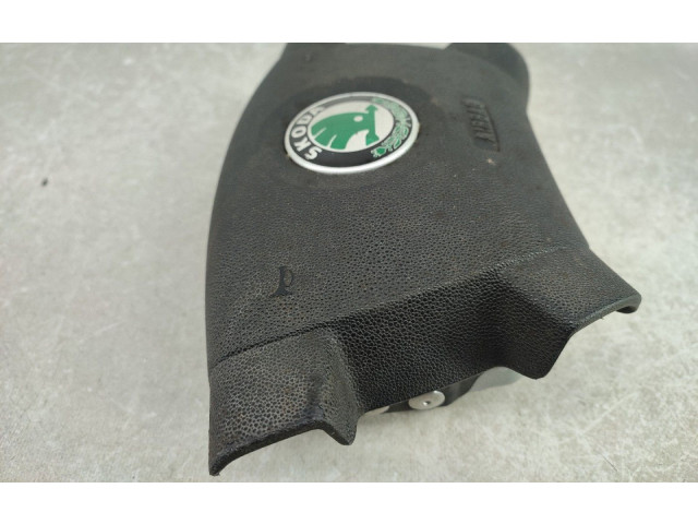 Подушка безопасности водителя 61305245D   Skoda Fabia Mk1 (6Y)