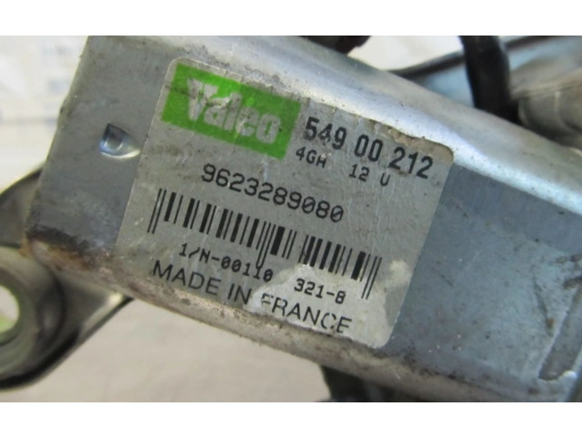 Моторчик заднего дворника     Citroen Saxo