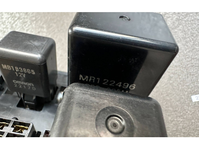 Pojistková skříňka MR142435, 056700-6480 Mitsubishi Pajero 1995