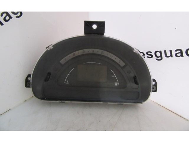 Панель приборов    Citroen C3 Pluriel       