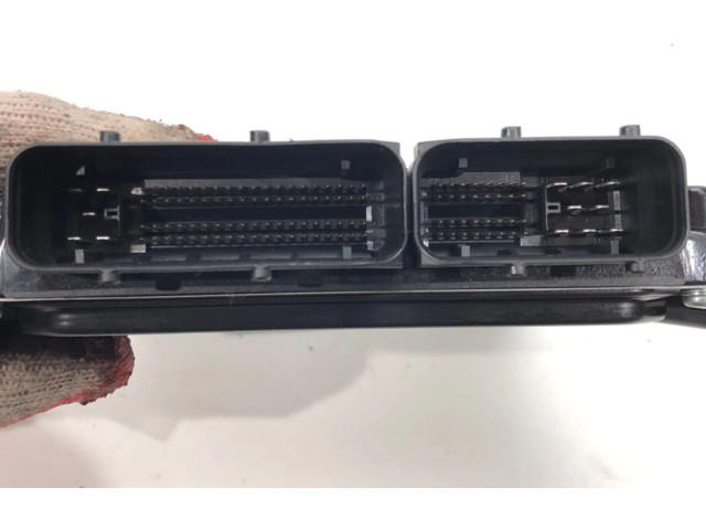 Řídící jednotka RF8B18881C   Mazda 3 I 2007