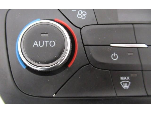 Блок управления климат-контролем    Ford Kuga II