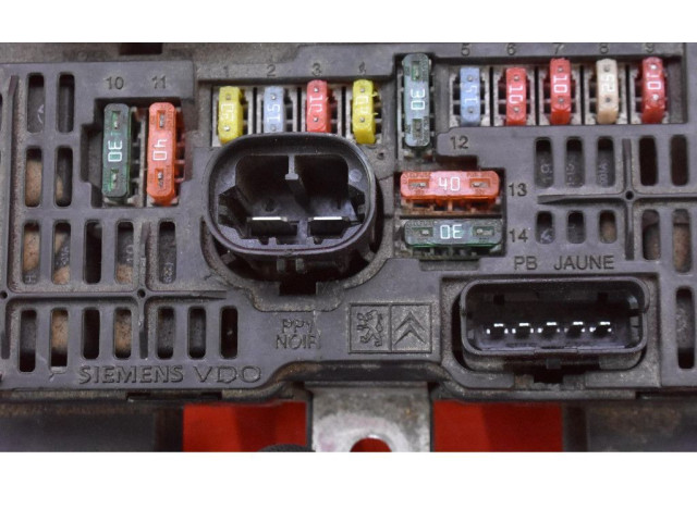 Блок предохранителей  9661682680, 9661682680   Audi A6 S6 C6 4F    