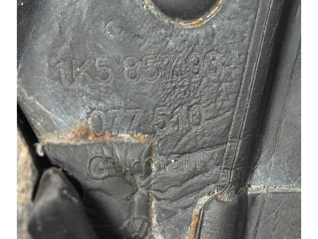 Зеркало электрическое Volkswagen Jetta V 2005 - 2010 года