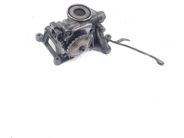 Масляный насос   059115105, 670815781  Audi A6 S6 C5 4B 