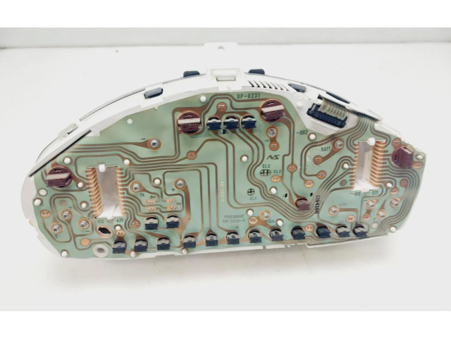 Панель приборов MR506489 Mitsubishi Carisma