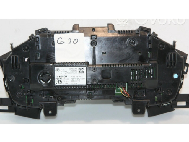 Přístrojová deska BMW 5 G30 G31 2017 J00624, 62105A5A9F3