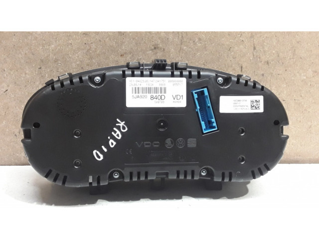 Панель приборов 5JA920840D   Skoda Rapid (NH)       