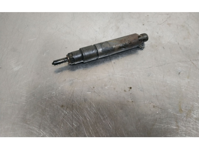 Vstřikovač 038130202A Seat Toledo II (1M)