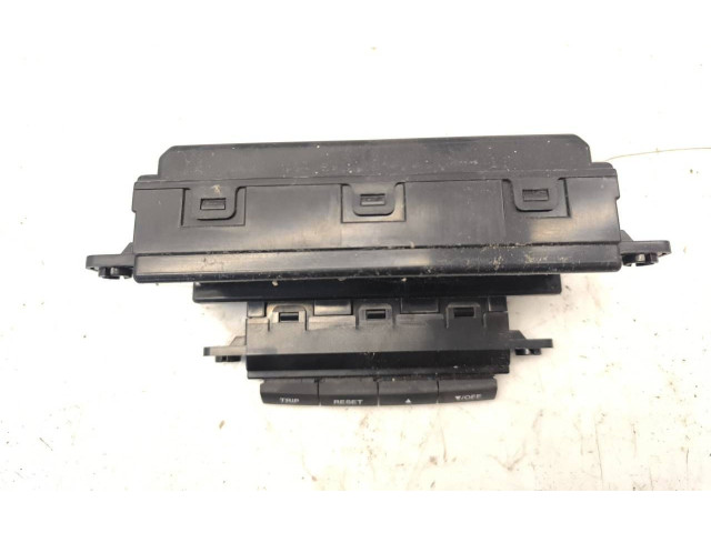 Дисплей    957101H100   KIA Ceed