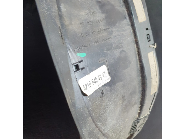 Přístrojová deska Mercedes-Benz E W210 2000 A2105404947, 88311256