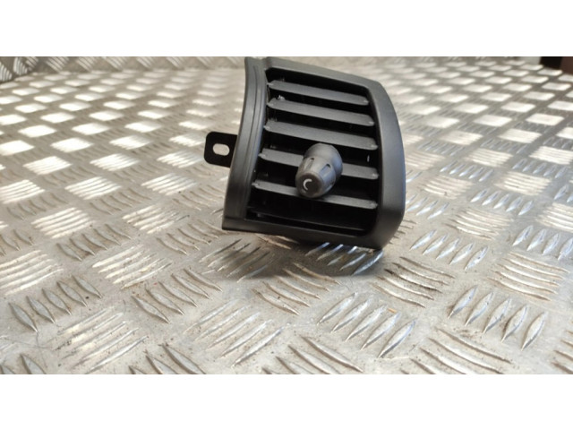 Боковая воздушная решётка