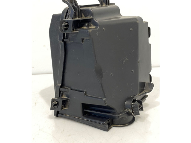 Pojistková skříňka 9804681980 Toyota Proace 2017